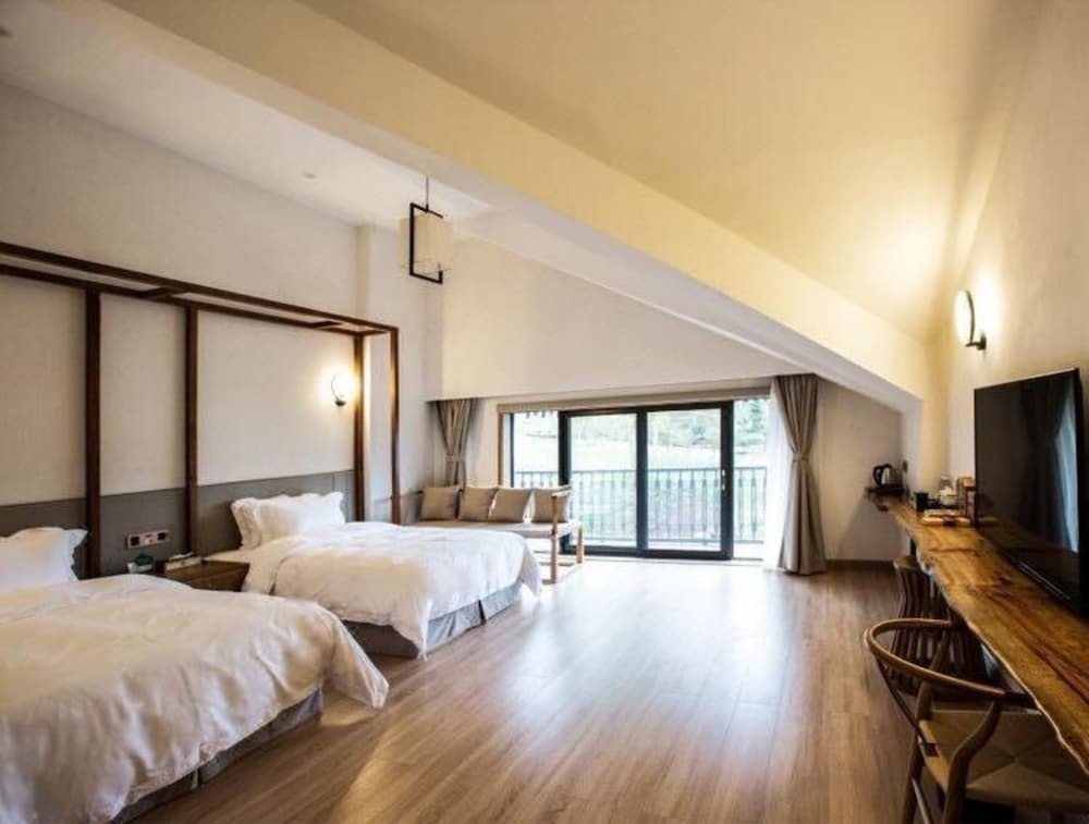 Яань: Floral Hotel · Yalanduo Garden Ya'an