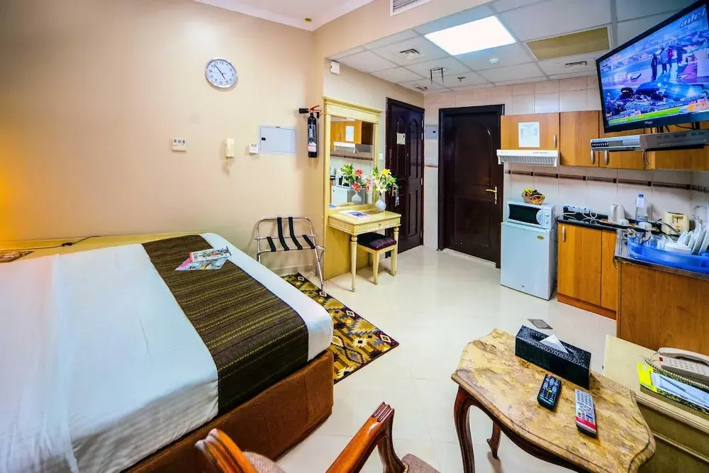 Шарджа: Al Khan Corniche Road Deluxe - 1 Br Apts