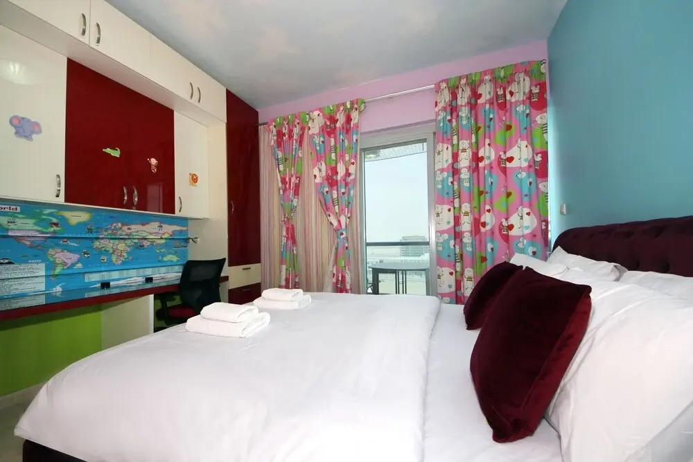 Дубай: Signature Holiday Home- Skycourt Tower F