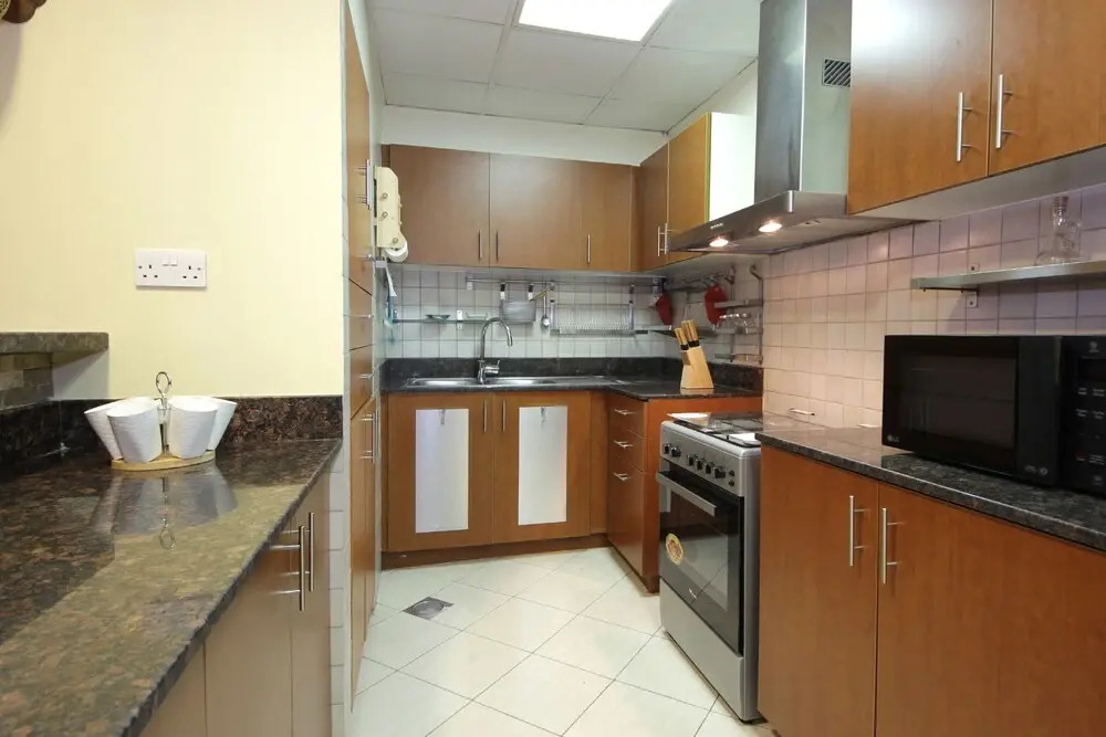 Дубай: Signature Holiday Home- Skycourt Tower F