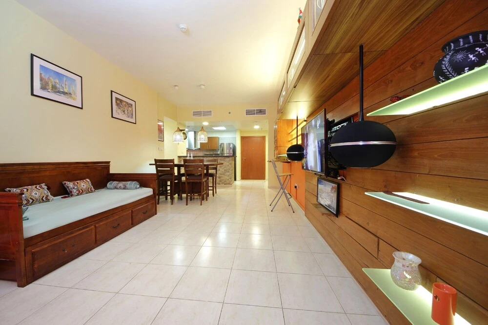 Дубай: Signature Holiday Home- Skycourt Tower F