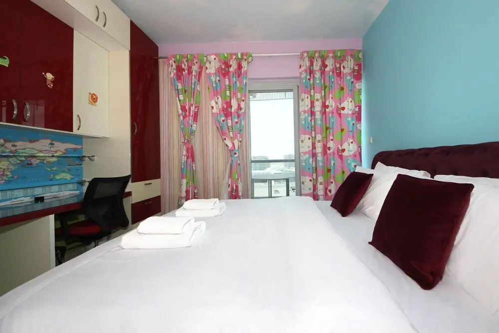 Дубай: Signature Holiday Home- Skycourt Tower F