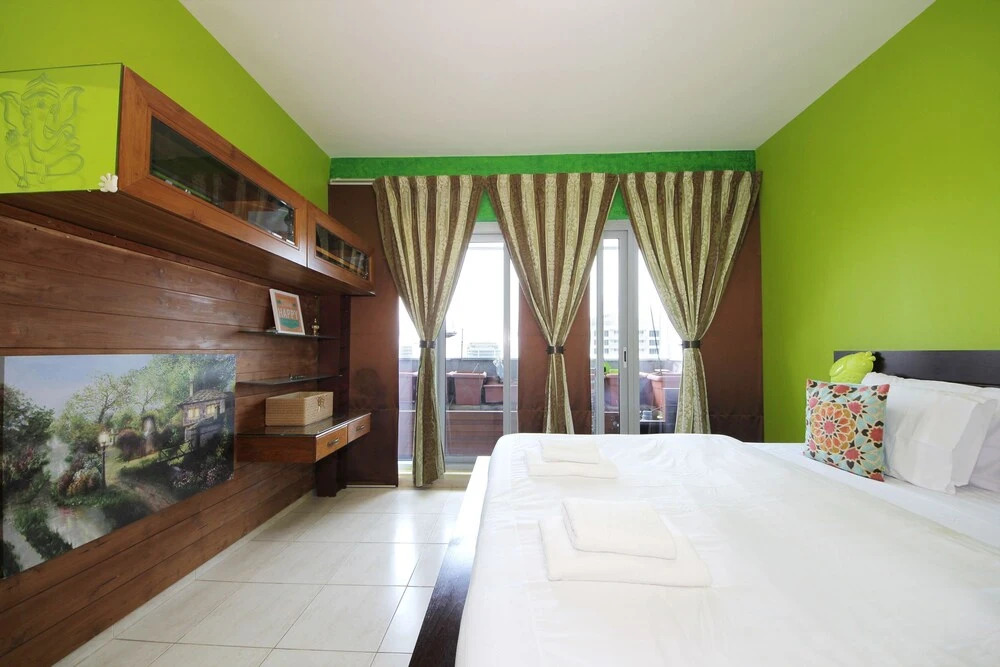 Дубай: Signature Holiday Home- Skycourt Tower F