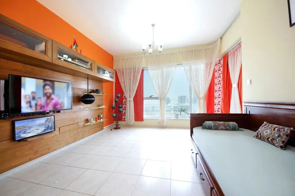 Дубай: Signature Holiday Home- Skycourt Tower F