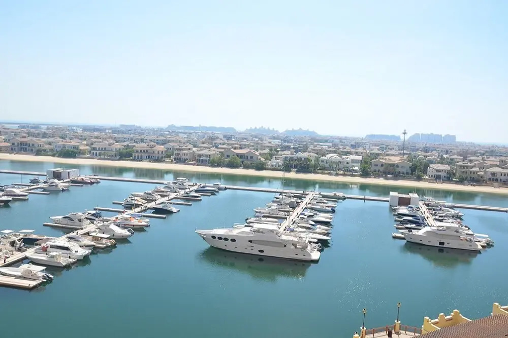 Дубай: Splendid View 2Br Apt. In Palm Jumeirah