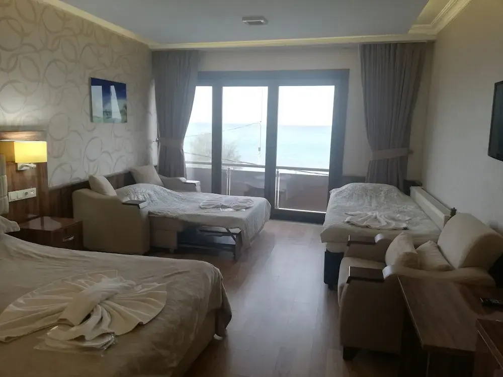 Арнавуткёй: Karam Hotel