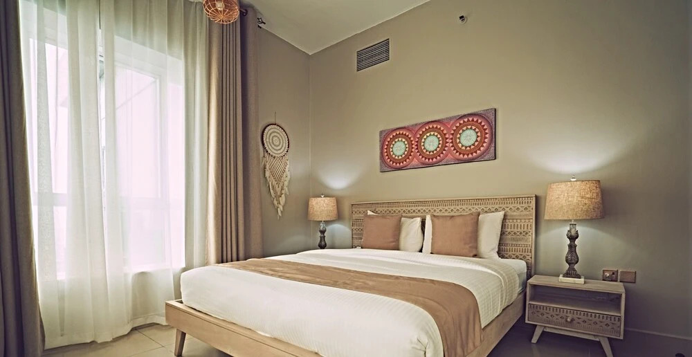 Дубай: A C Pearl Holiday Homes - Bohemian Style on 58th Floor