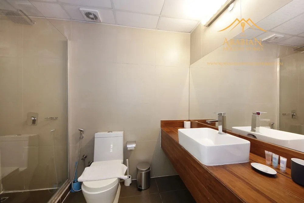 Дубай: New Arabian Holiday Homes Jvc Villa