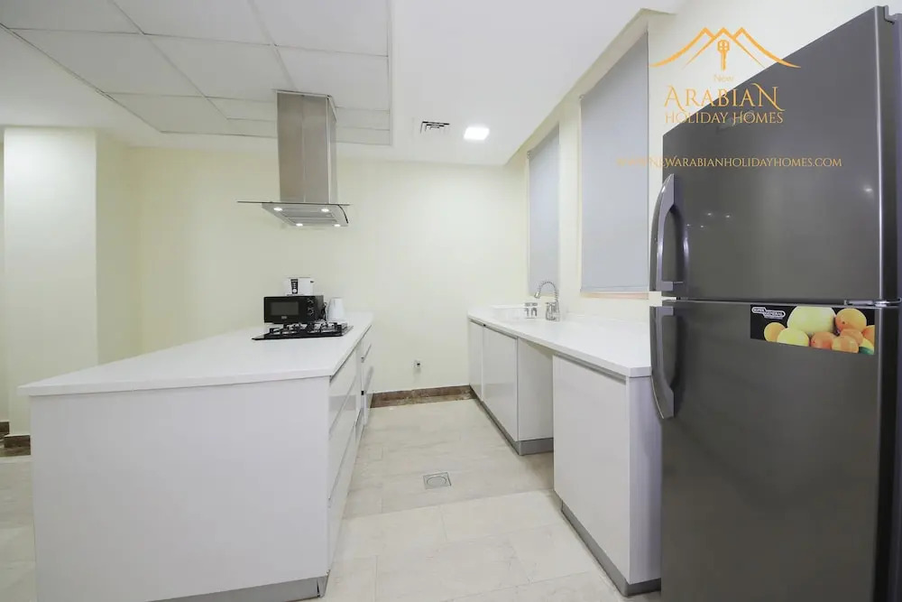 Дубай: New Arabian Holiday Homes Jvc Villa