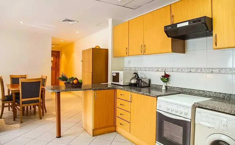 Дубай: Upscale Suite With Pool And Wellness 1 Bedroom Apts