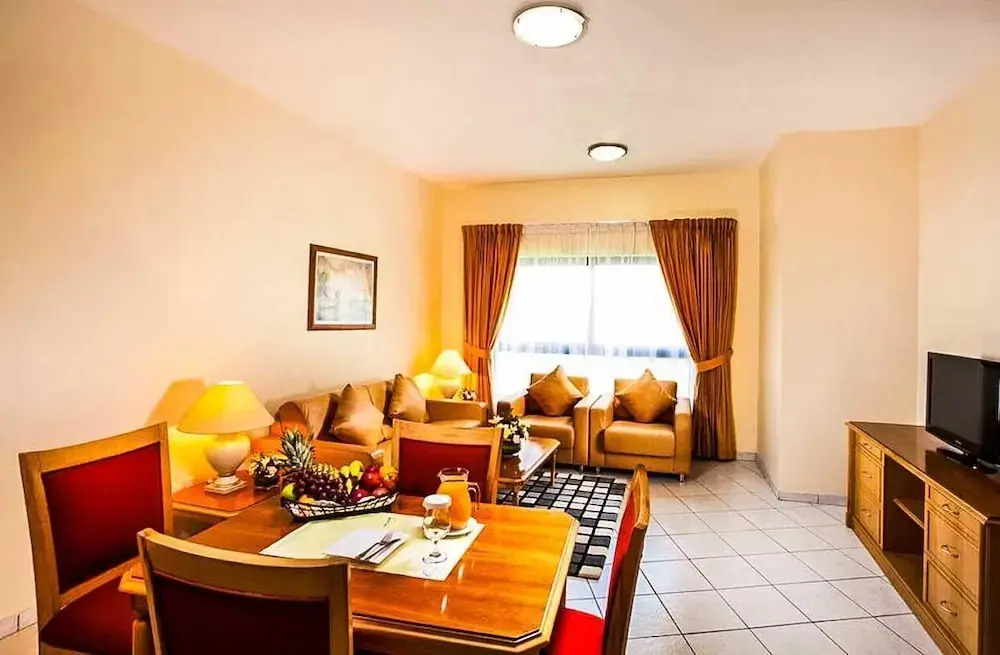 Дубай: Upscale Suite With Pool And Wellness 1 Bedroom Apts