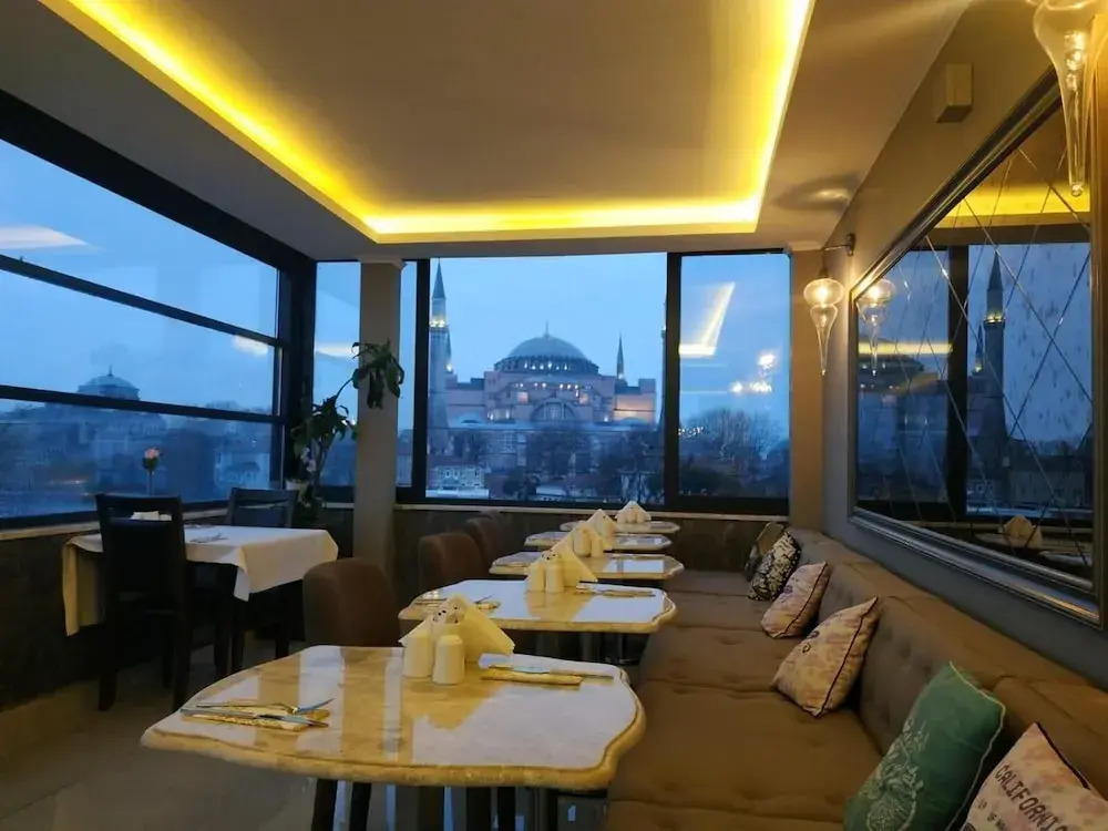 Стамбул: The Basilica Hotel