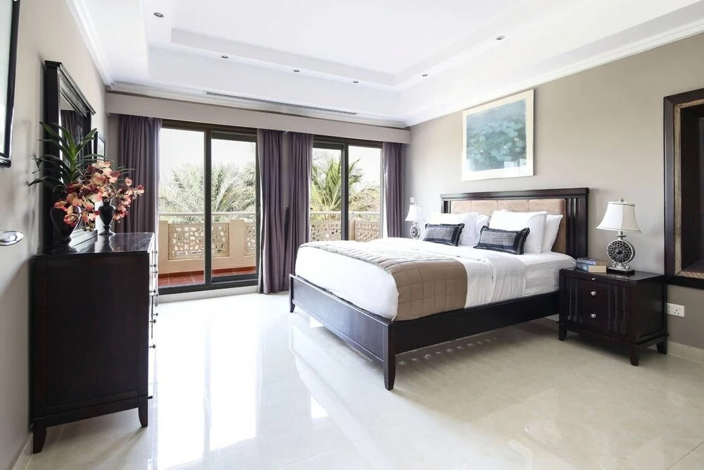 Дубай: Grand Villa w/ Private Pool in Meadows - Sleeps 10