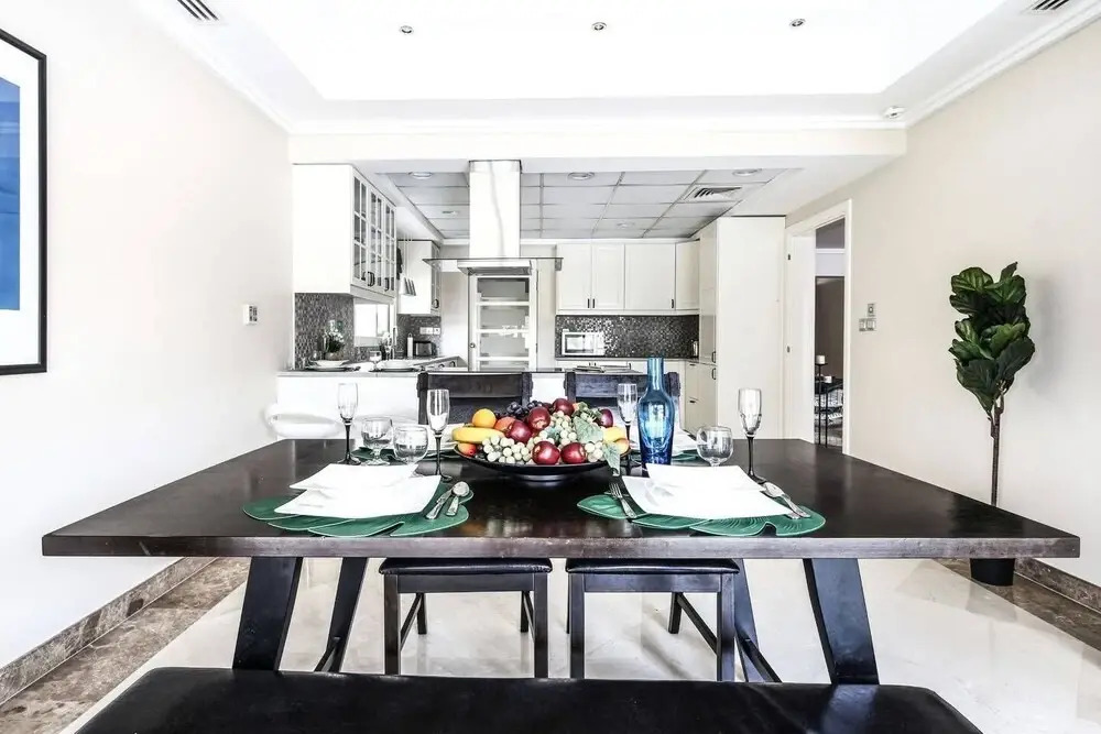 Дубай: Grand Villa w/ Private Pool in Meadows - Sleeps 10