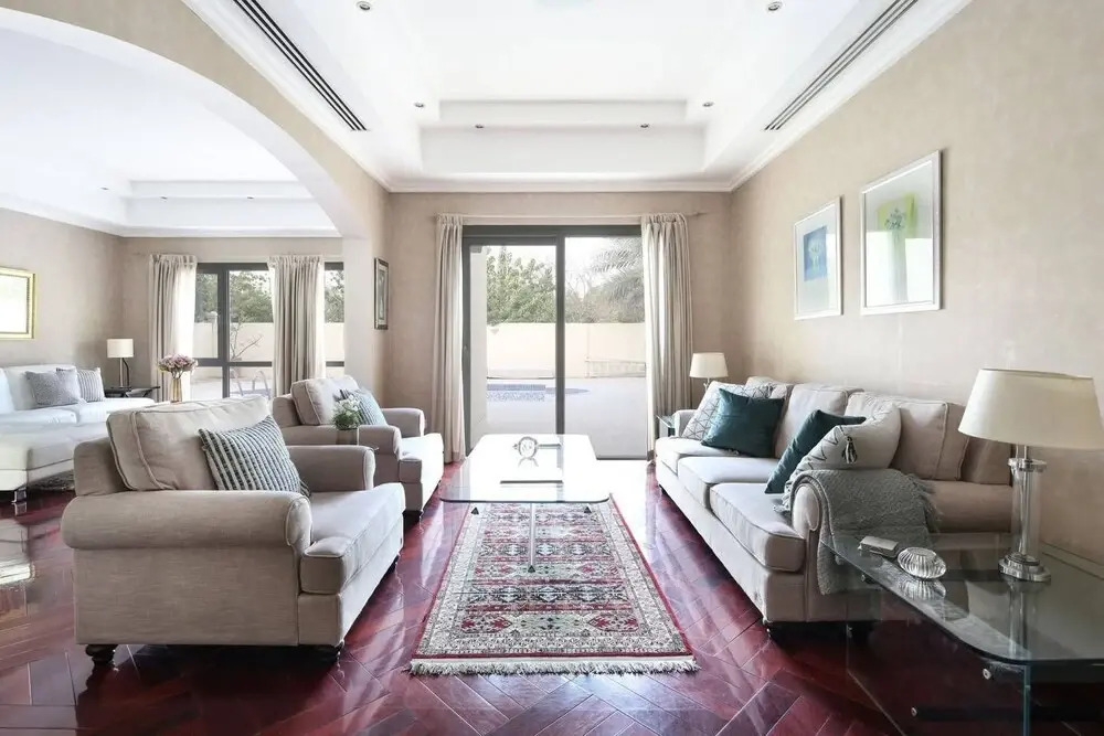 Дубай: Grand Villa w/ Private Pool in Meadows - Sleeps 10