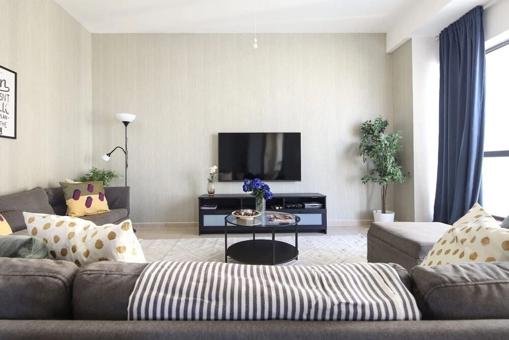 2BR in JBR w/ Mesmerizing Marina Views! Sleeps 6! — фото 4