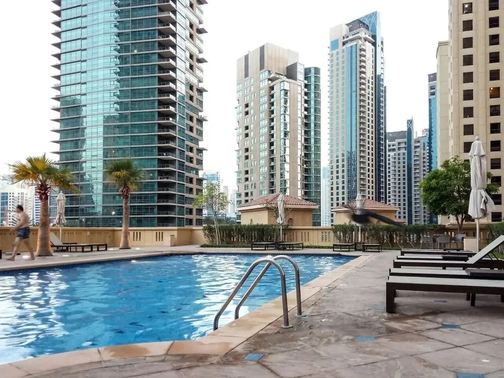 Дубай: 2BR in JBR w/ Mesmerizing Marina Views! Sleeps 6!