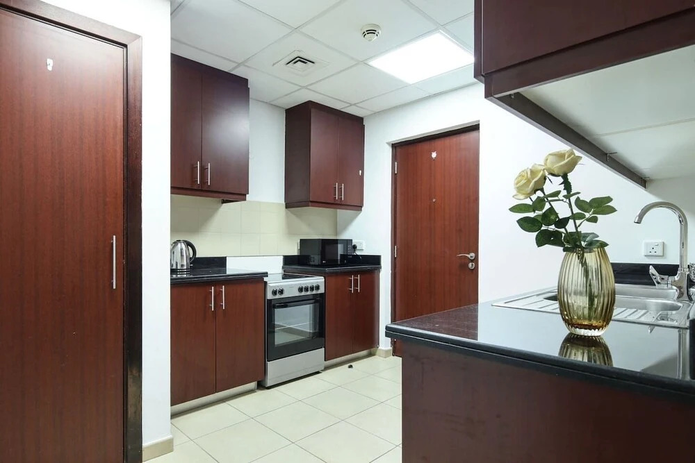 Дубай: 2BR in JBR w/ Mesmerizing Marina Views! Sleeps 6!