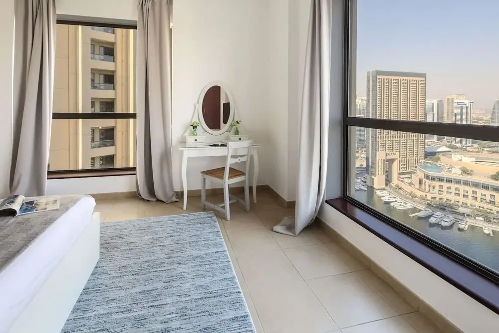 Дубай: 2BR in JBR w/ Mesmerizing Marina Views! Sleeps 6!