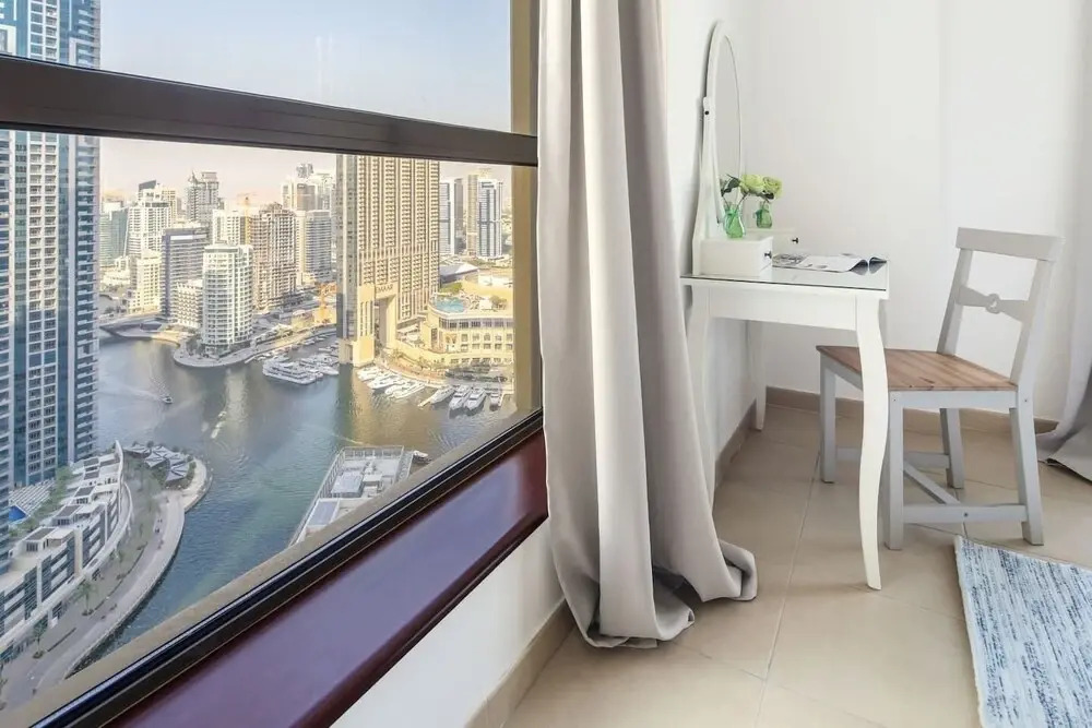 Дубай: 2BR in JBR w/ Mesmerizing Marina Views! Sleeps 6!