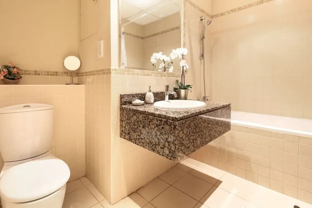 Дубай: 2BR in JBR w/ Mesmerizing Marina Views! Sleeps 6!