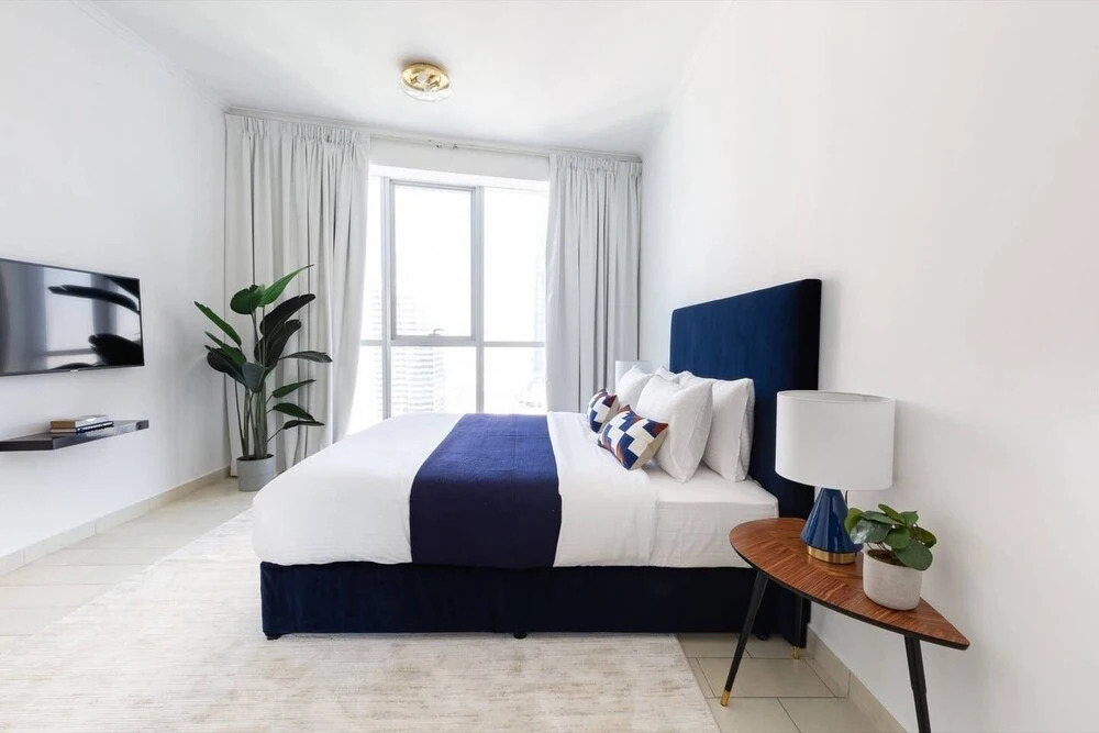 Дубай: Grand 3BR in Dubai Marinas Majestic Skyscraper!