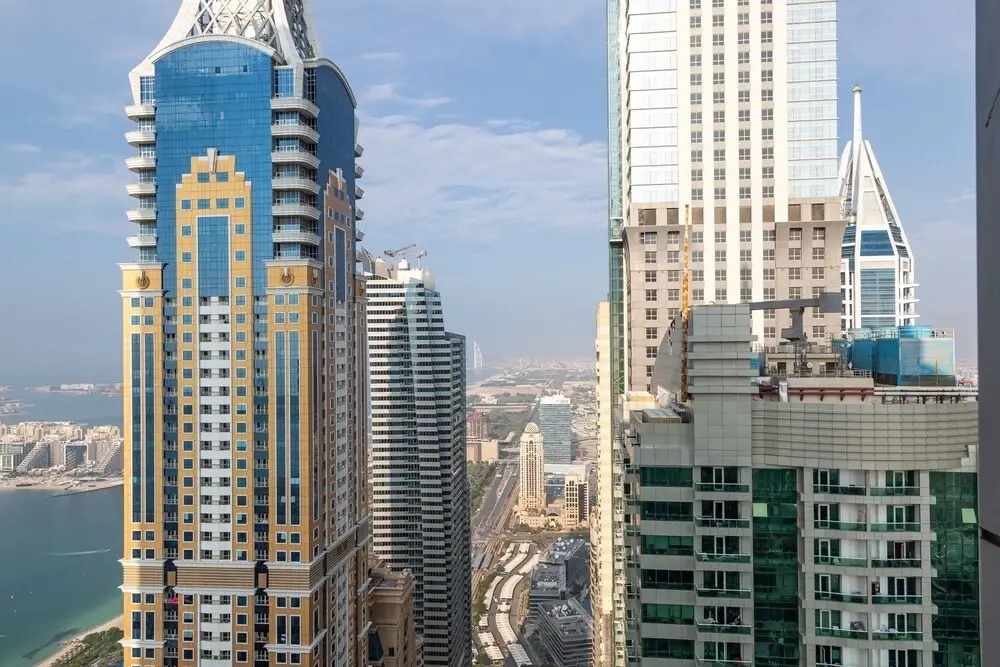 Дубай: Grand 3BR in Dubai Marinas Majestic Skyscraper!