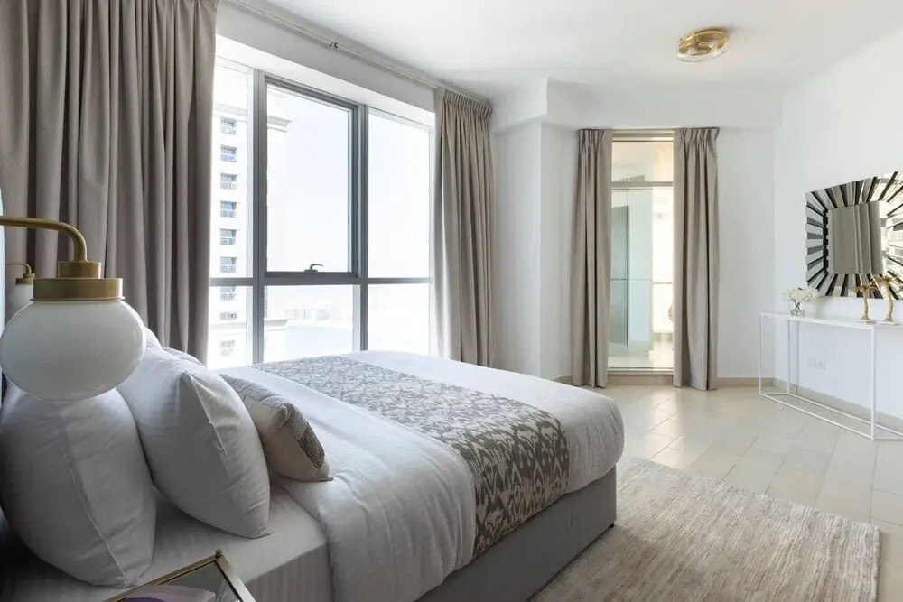 Дубай: Grand 3BR in Dubai Marinas Majestic Skyscraper!