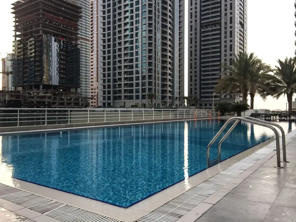 Stylish 1BR in Dubai Marina! Sleeps 3! — фото 3