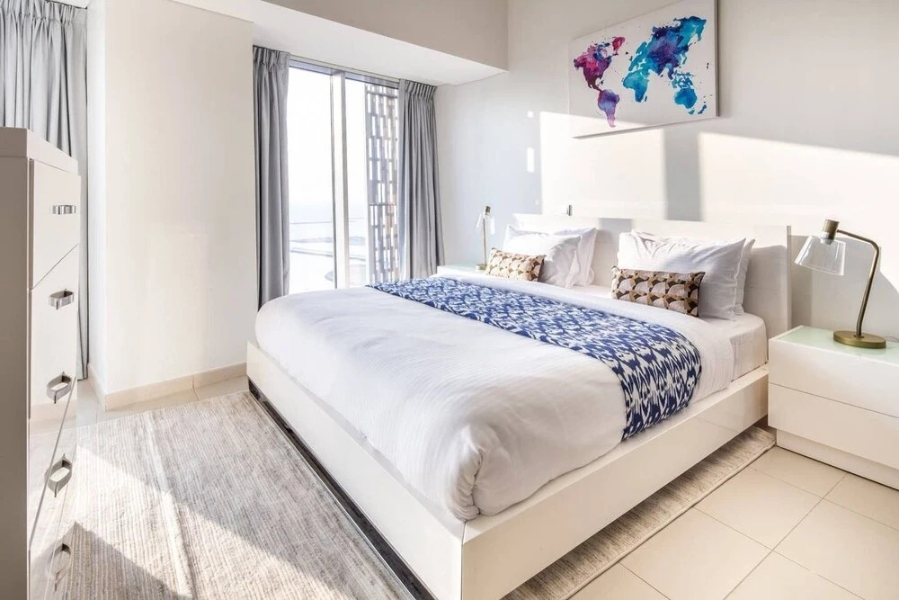 Дубай: 2BR Modern Luxury Masterpiece in Dubai Marina!