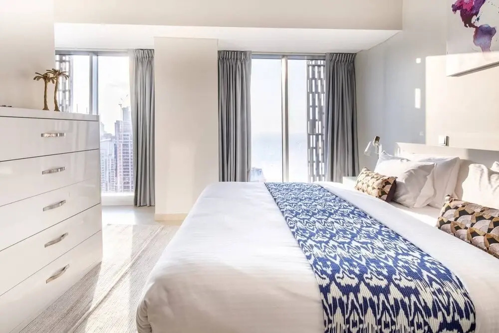 Дубай: 2BR Modern Luxury Masterpiece in Dubai Marina!