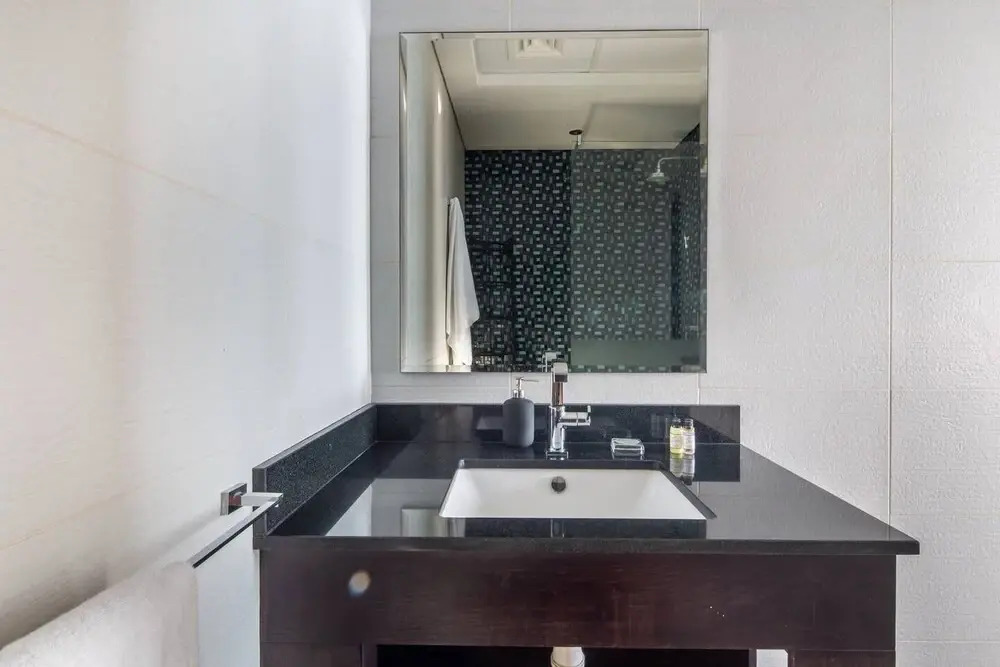 Дубай: 2BR Modern Luxury Masterpiece in Dubai Marina!
