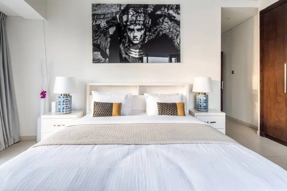Дубай: 2BR Modern Luxury Masterpiece in Dubai Marina!