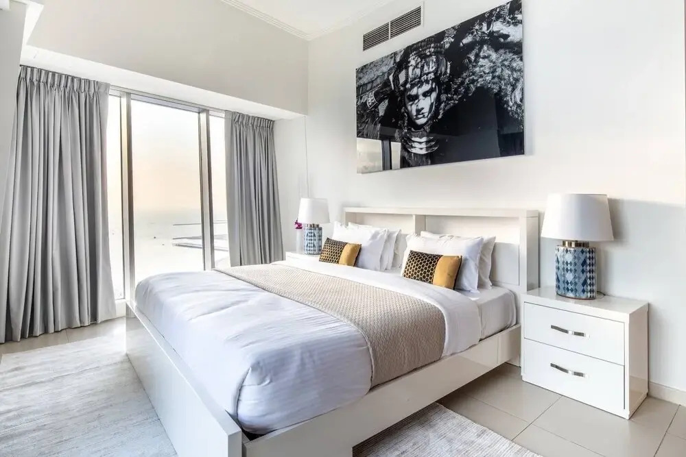 Дубай: 2BR Modern Luxury Masterpiece in Dubai Marina!