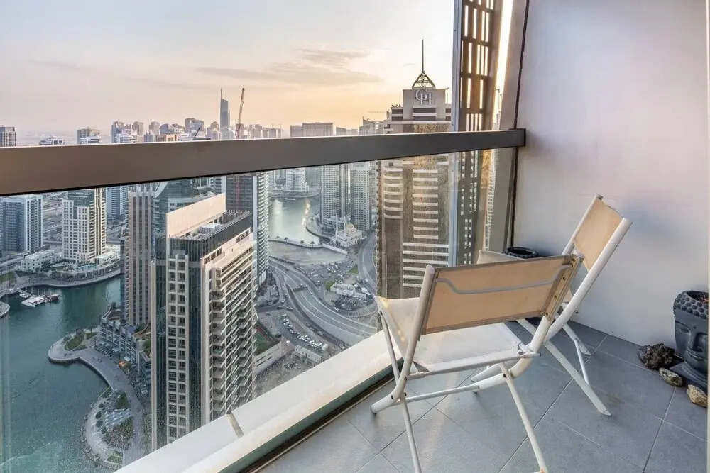 Дубай: 2BR Modern Luxury Masterpiece in Dubai Marina!