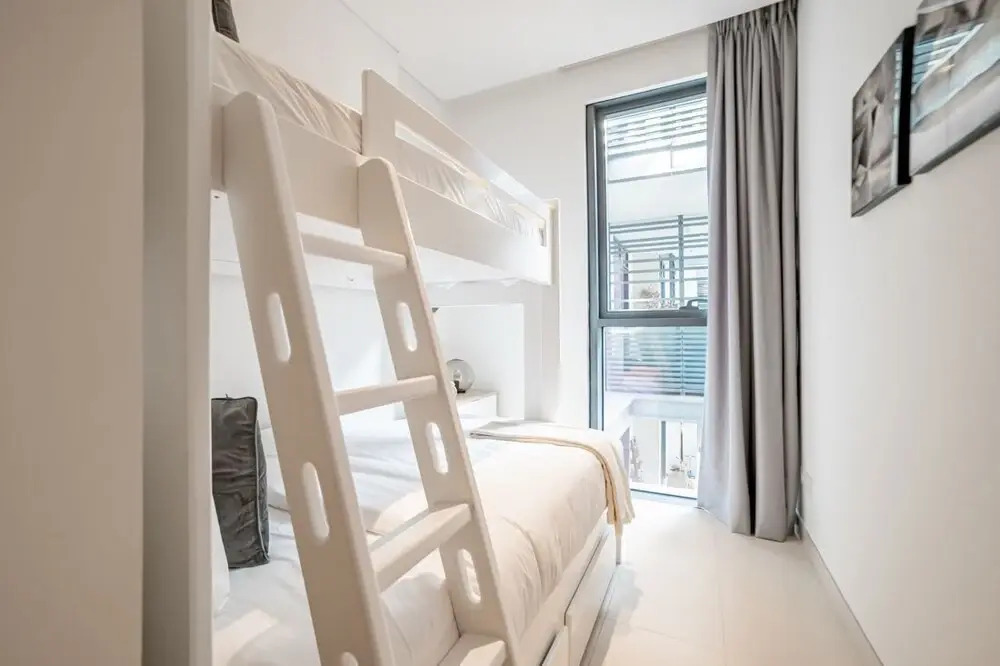 Дубай: Higuests Vacation Homes - City Walk B9