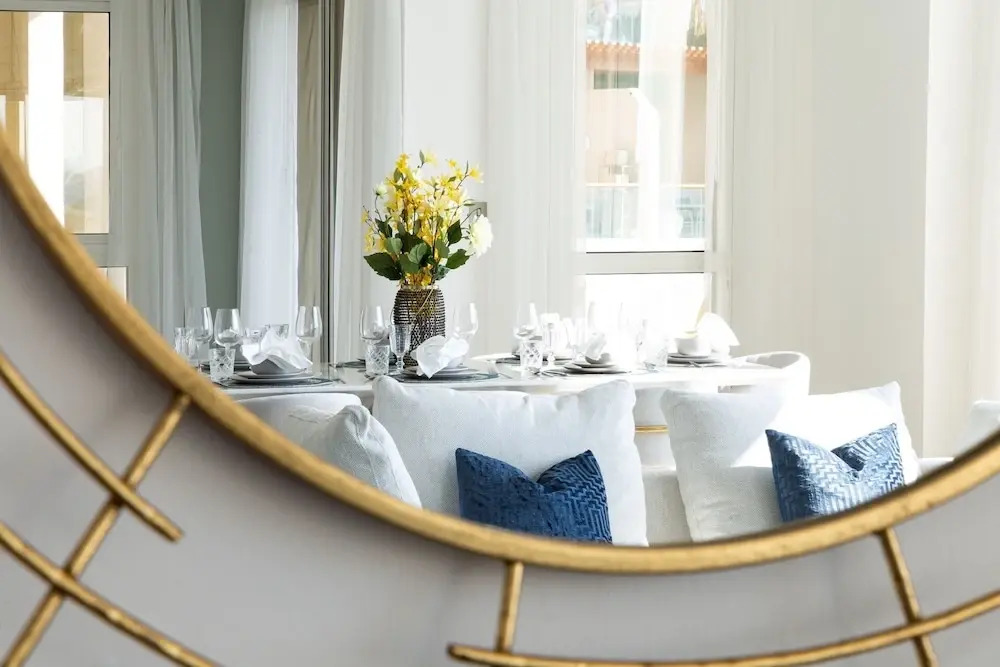 Дубай: Distinctively Sophisticated 3BR Apartment in Palm Jumeirah