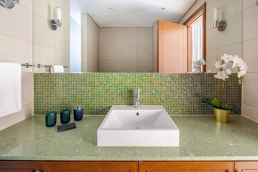 Дубай: Distinctively Sophisticated 3BR Apartment in Palm Jumeirah