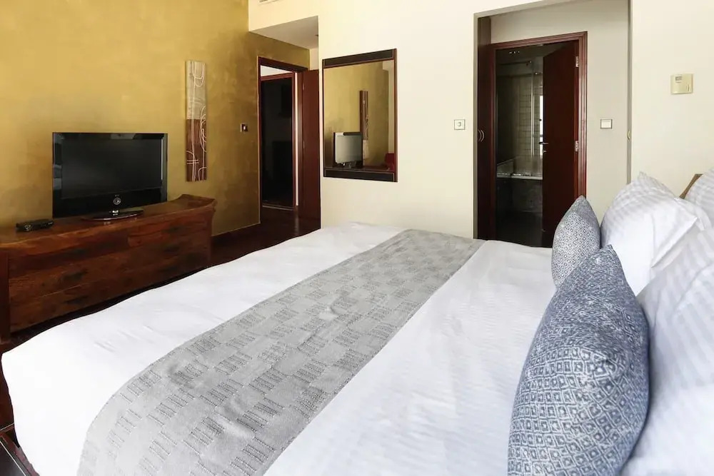 Дубай: Deluxe + Premium 1BR in JBR With Full Sea Views!