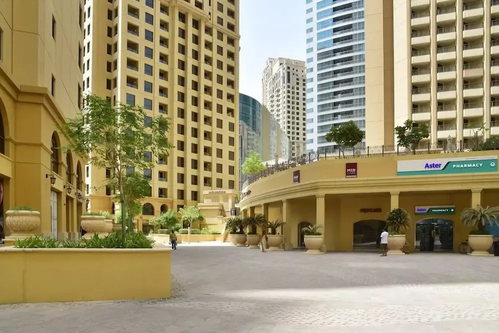 Дубай: Deluxe + Premium 1BR in JBR With Full Sea Views!