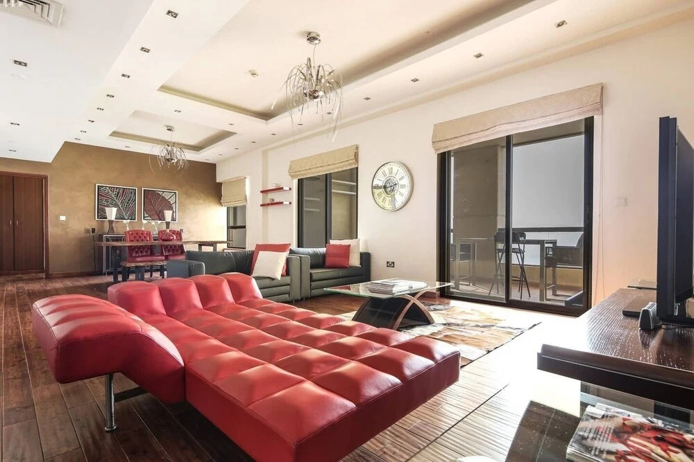 Дубай: Deluxe + Premium 1BR in JBR With Full Sea Views!