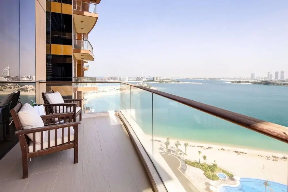 Beachfront 1BR in Tiara - Gorgeous Sea Views! — фото 6