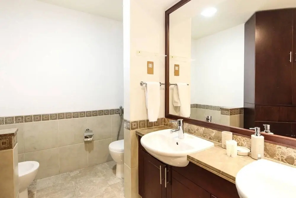 Дубай: Direct Beach Access! - Luxurious 1BR in Fairmont