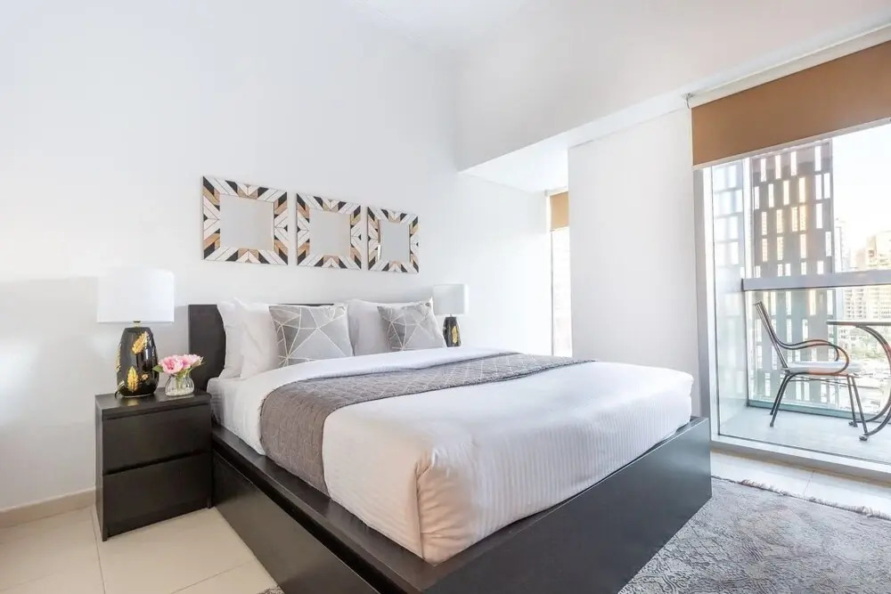 Дубай: Astonishing 1BR in Fabulous Cayan Tower