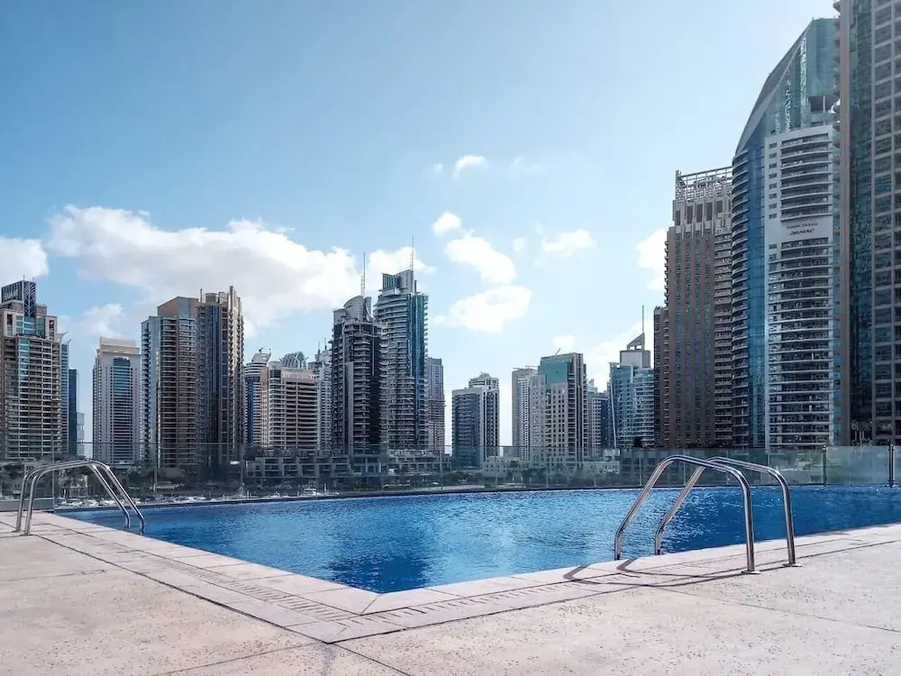 Дубай: Astonishing 1BR in Fabulous Cayan Tower