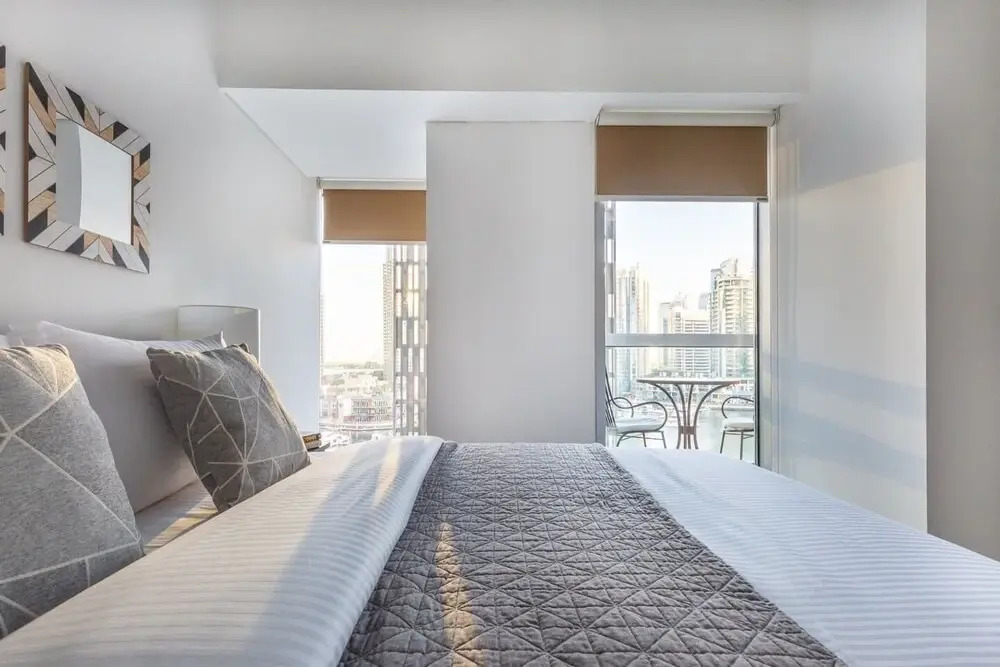 Дубай: Astonishing 1BR in Fabulous Cayan Tower