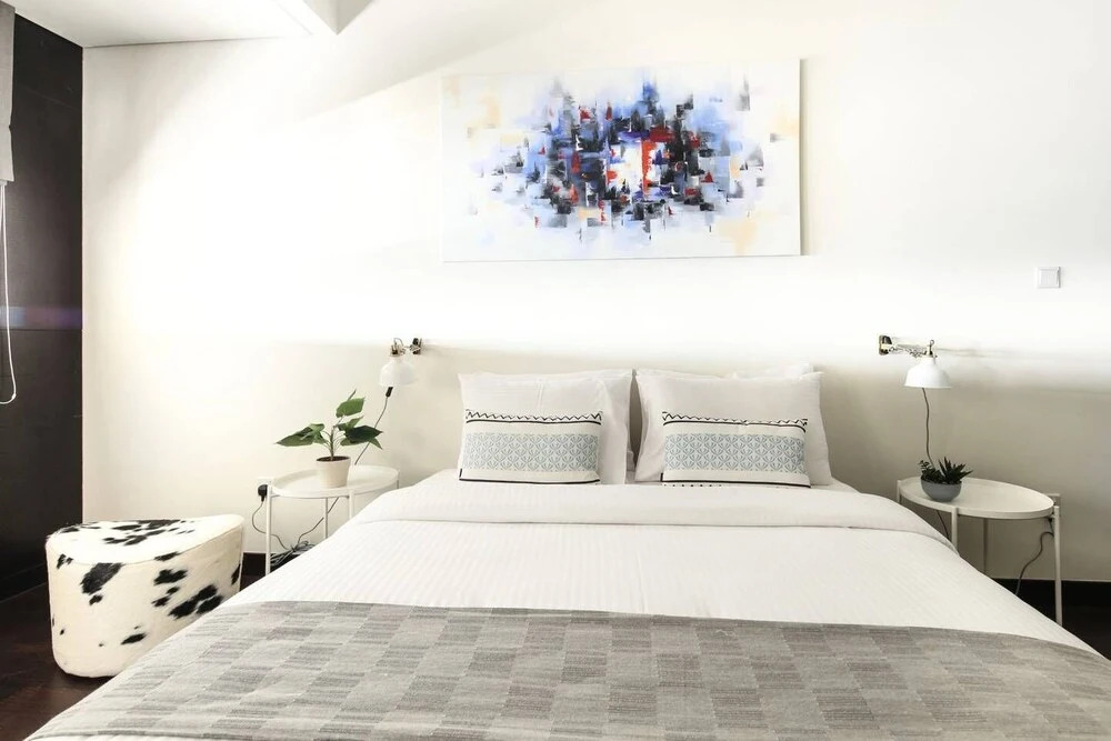 Дубай: Impressive 3BR Loft in Downtown Dubai!