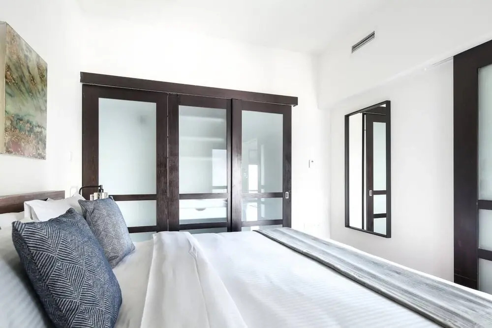 Дубай: Impressive 3BR Loft in Downtown Dubai!