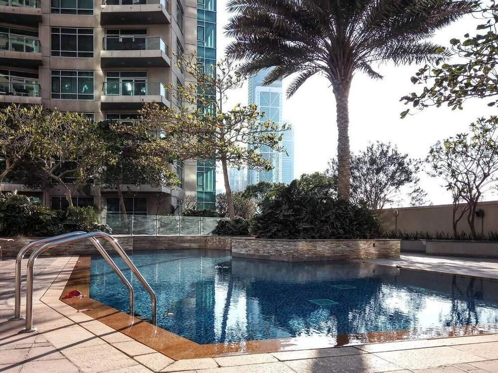 Дубай: Impressive 3BR Loft in Downtown Dubai!