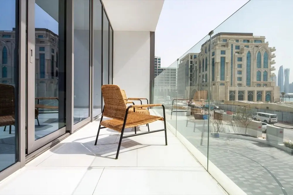Дубай: Lavish 1BR Apartment With 2 Balconies - Palm Jumeirah